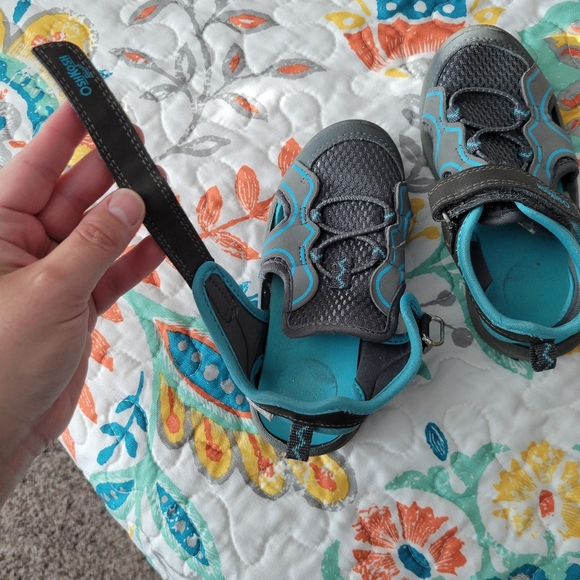 Boys Osh Kosh sandals - Picture 5 of 8